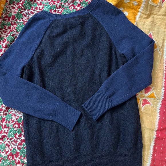 Banana Republic Italian wool sweater women's size small - Picture 2 of 6